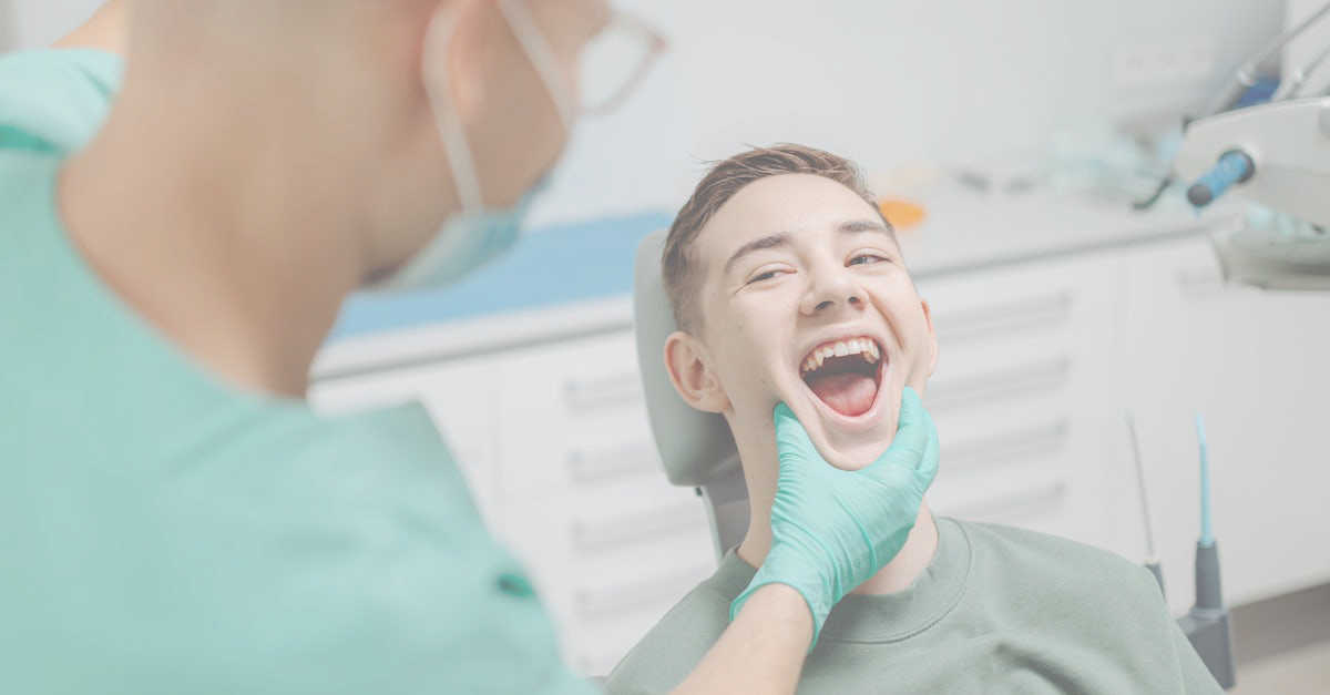 Implant Fiyatlari - AEK Dent